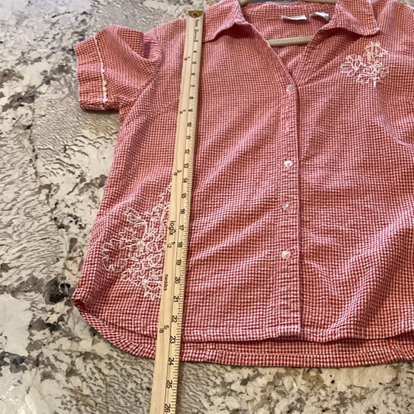 Shirt - Picture 9 of 10